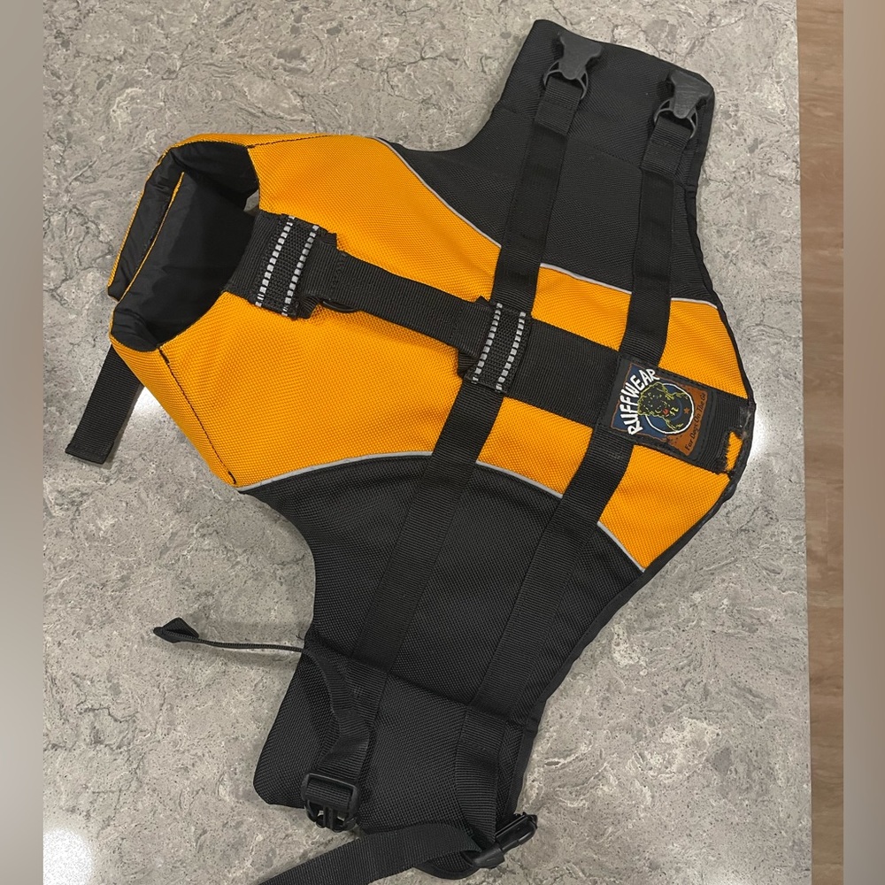 Ruffwear Dog life jacket